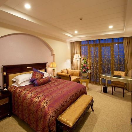 Q And X Hot Spring Resort Qingdao Exterior foto